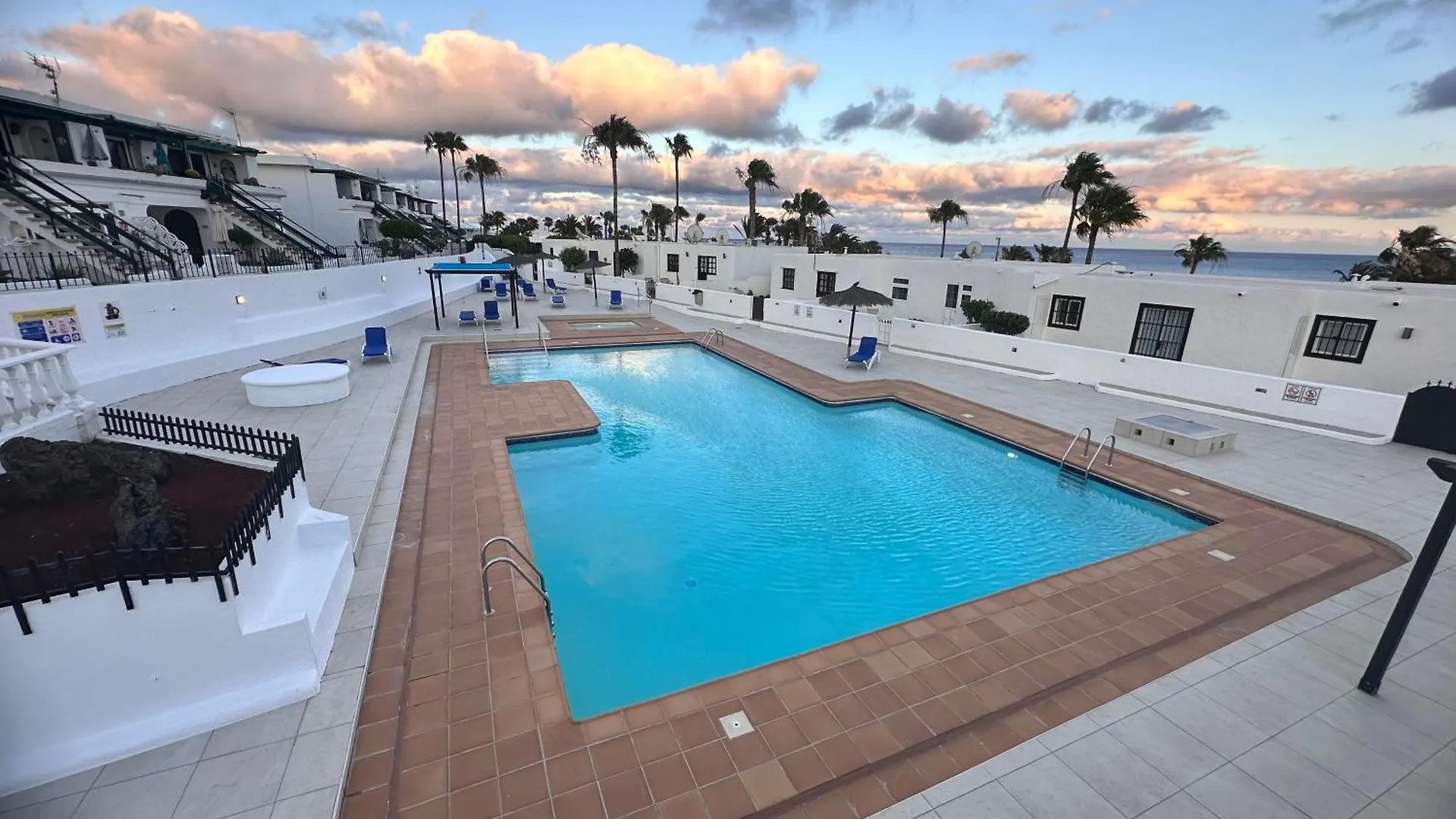 Los Marinos 76 Puerto del Carmen  0*, Puerto del Carmen (Lanzarote)